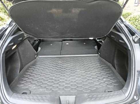 Used 2019 Toyota C-HR XLE image 25