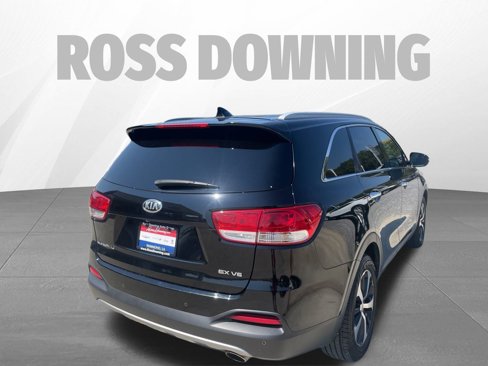 Used 2018 Kia Sorento EX image 4