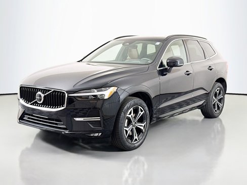 Used 2022 Volvo XC60 B5 Momentum image 3
