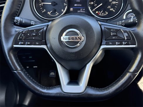 Used 2021 Nissan Rogue Sport SV image 28