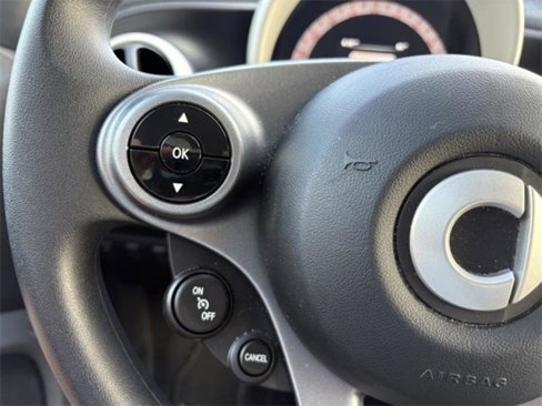 Used 2018 smart fortwo electric drive image 21