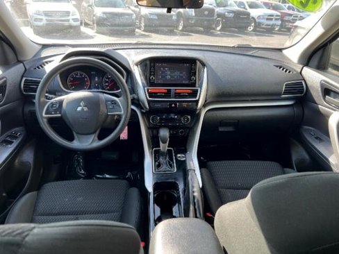 Used 2019 Mitsubishi Eclipse Cross ES image 9