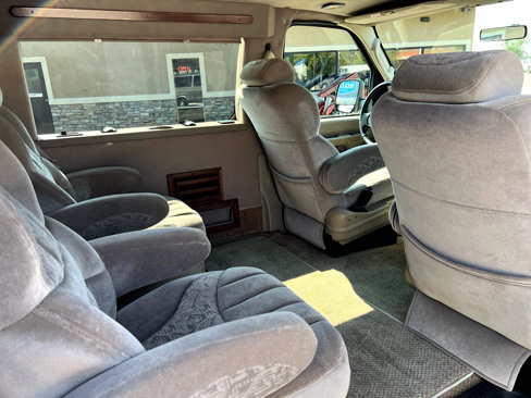 Used 2003 Ford E-150 and Econoline 150 image 32