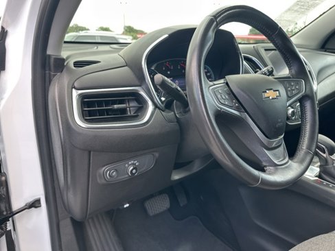 Used 2022 Chevrolet Equinox LT image 12