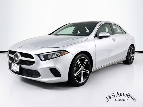 Used 2020 Mercedes-Benz A 220 4MATIC image 3