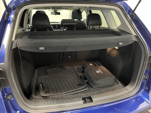 Used 2022 Volkswagen Taos SE image 19