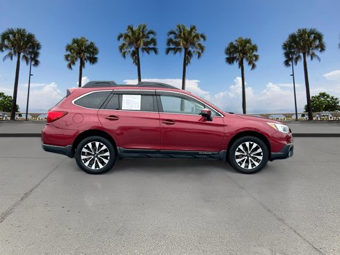 Used 2017 Subaru Outback 2.5i Limited image 4