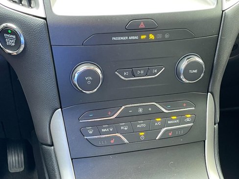 Used 2019 Ford Edge SEL w/ Equipment Group 201A image 43