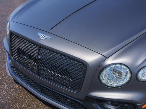 Used 2024 Bentley Flying Spur V8 image 29