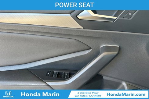 Used 2024 Volkswagen Jetta SE image 13