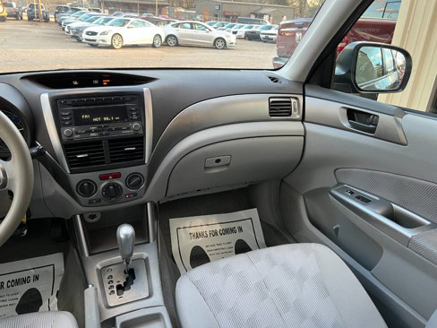 Used 2010 Subaru Forester 2.5X image 32
