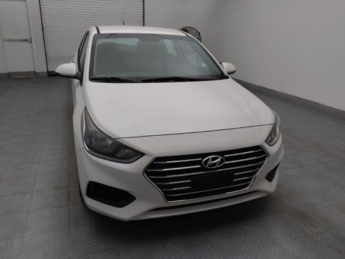 Used 2020 Hyundai Accent SE image 14