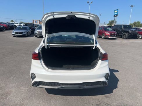 Used 2023 Kia Forte LXS image 10
