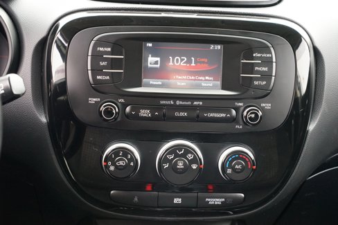 Used 2015 Kia Soul ! image 22