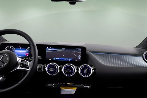 Used 2025 Mercedes-Benz GLA 250 image 33