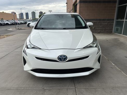 Used 2018 Toyota Prius Four image 8