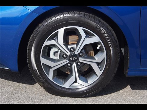 Used 2021 Kia Forte LXS image 9
