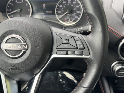 Used 2024 Nissan Sentra SR w/ SR Premium Package image 36