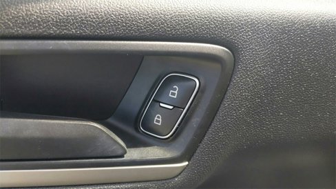 Used 2022 Ford Escape SE image 17