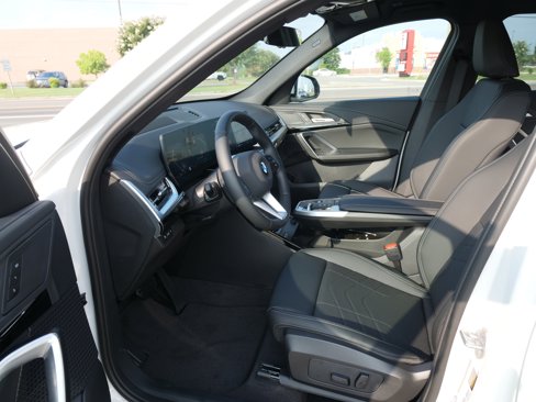 New 2025 BMW X1 xDrive28i w/ Technology Package image 13