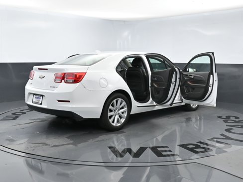 Used 2013 Chevrolet Malibu LT image 26
