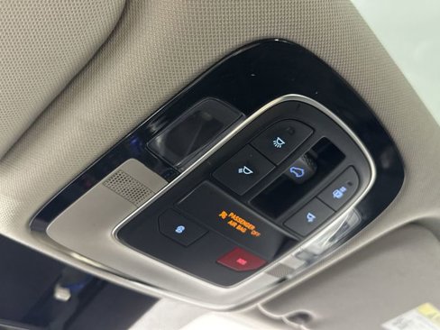 Used 2023 Hyundai Santa Fe SEL w/ Premium Package image 17