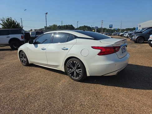 Used 2018 Nissan Maxima Platinum image 3