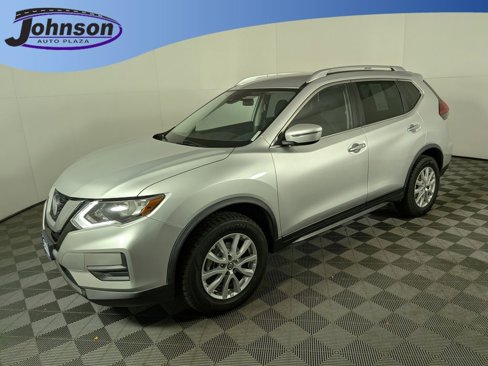 Used 2020 Nissan Rogue SV image 1