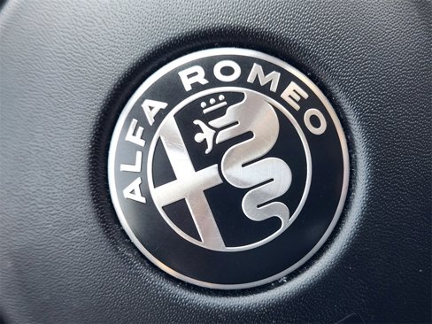 Used 2020 Alfa Romeo Stelvio w/ Nero Edizione image 10