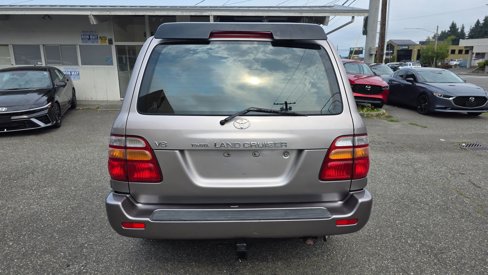 Used 2001 Toyota Land Cruiser image 6