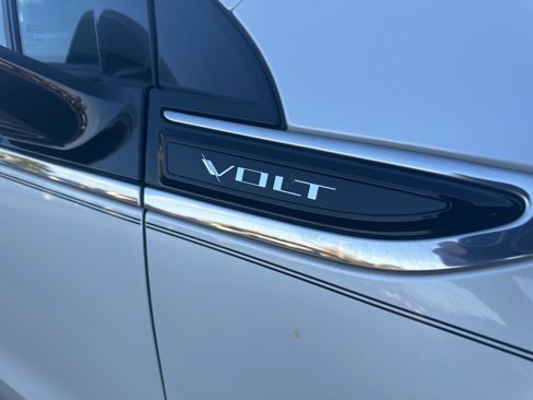 Used 2013 Chevrolet Volt Premium w/ Premium Trim Package image 31