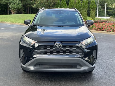Used 2021 Toyota RAV4 LE image 3