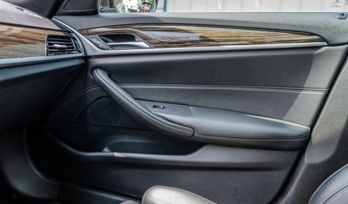 Used 2019 BMW 530i w/ Convenience Package image 22