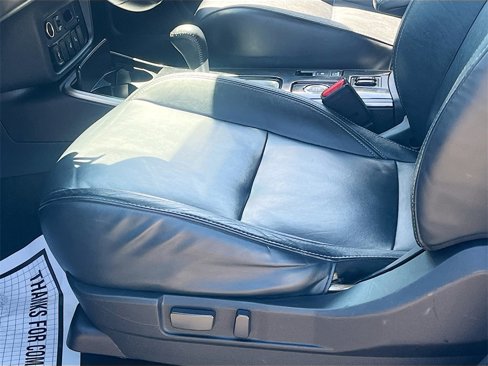 Used 2019 Mitsubishi Outlander GT image 18