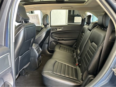 Used 2019 Ford Edge SEL w/ Equipment Group 201A image 18