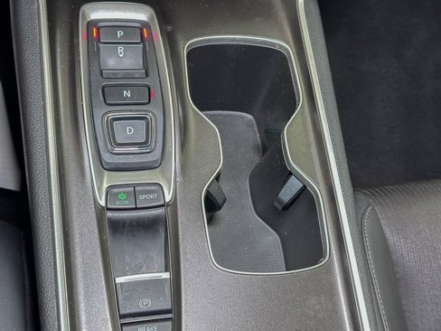 Used 2022 Honda Accord Sport image 37
