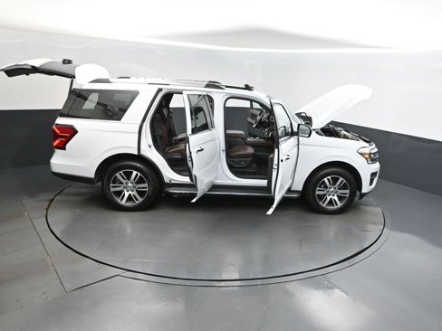 Used 2023 Ford Expedition Limited image 51