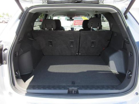 Used 2020 Chevrolet Equinox LT image 32