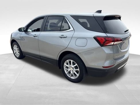Certified 2024 Chevrolet Equinox LT image 3