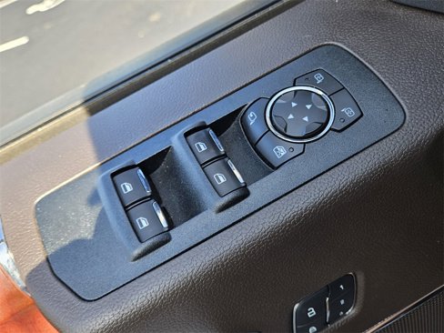 Used 2018 Ford F150 King Ranch w/ Equipment Group 601A Luxury image 43