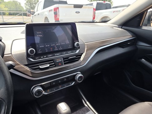 Used 2023 Nissan Altima 2.5 SV image 29