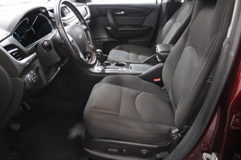 Used 2017 Chevrolet Traverse LT image 5
