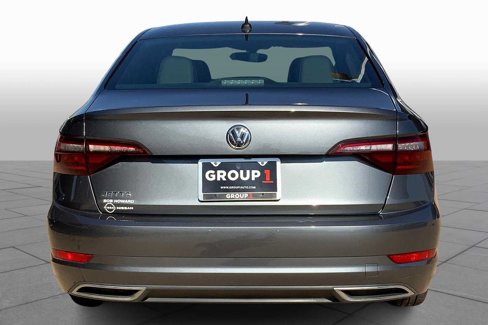 Used 2021 Volkswagen Jetta R-Line image 4