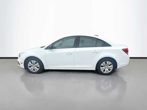 Used 2015 Chevrolet Cruze LS image 5