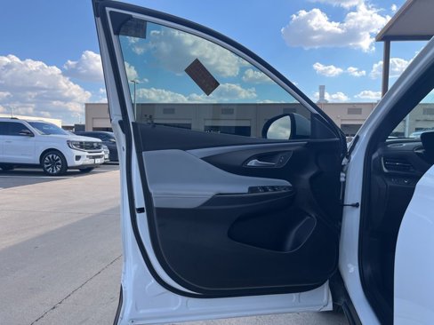 Used 2024 Buick Envista Preferred image 31