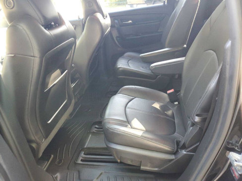Used 2017 Chevrolet Traverse LT image 23