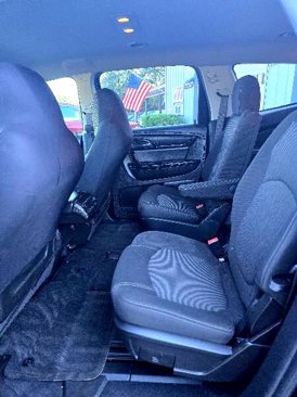 Used 2016 Chevrolet Traverse LT image 4