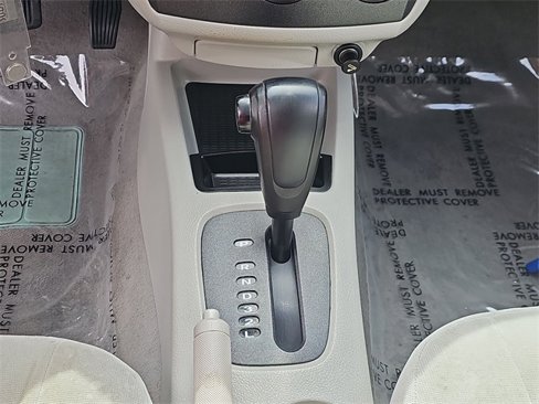 Used 2004 Kia Spectra Sedan image 12