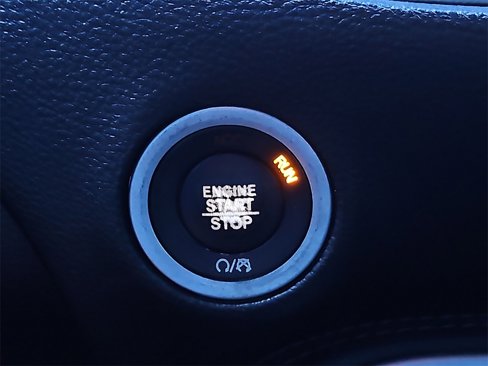 Used 2017 Dodge Challenger R/T Scat Pack w/ Leather Interior Group image 22