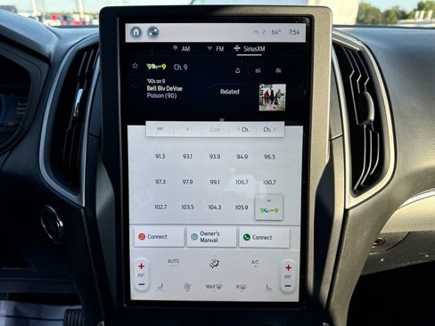 Used 2022 Ford Edge SEL image 18